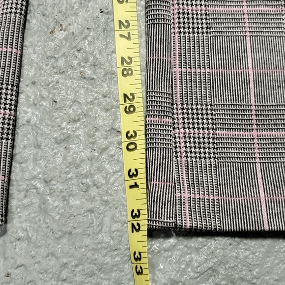 New York & Company knit pants. - Picture 5 of 5